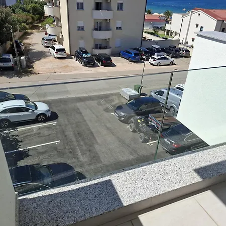 Plesa Apartamento Povljana